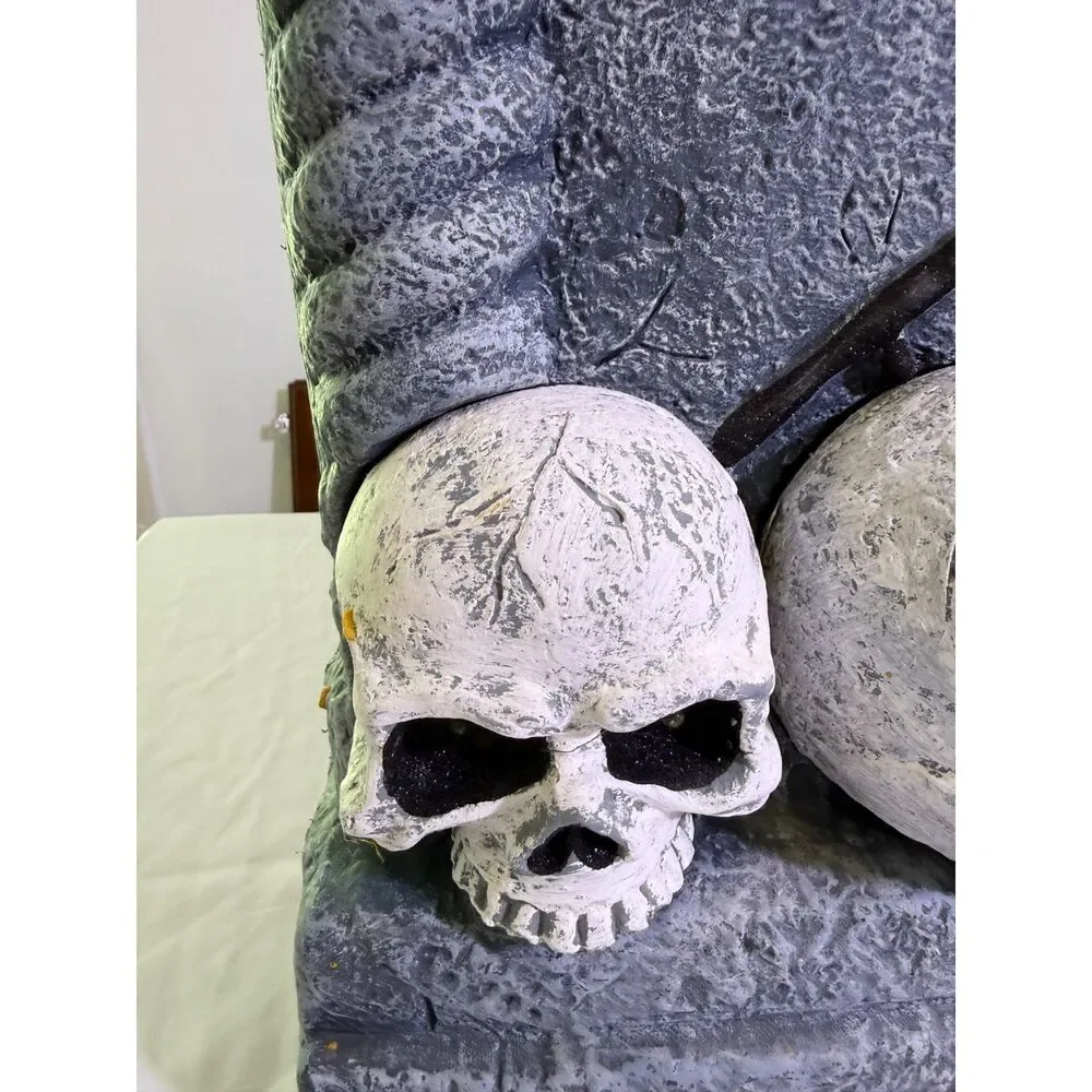 Large Halloween RIP Tombstone Decor Light-Up Skull Eyes Bat Spider Web Prop